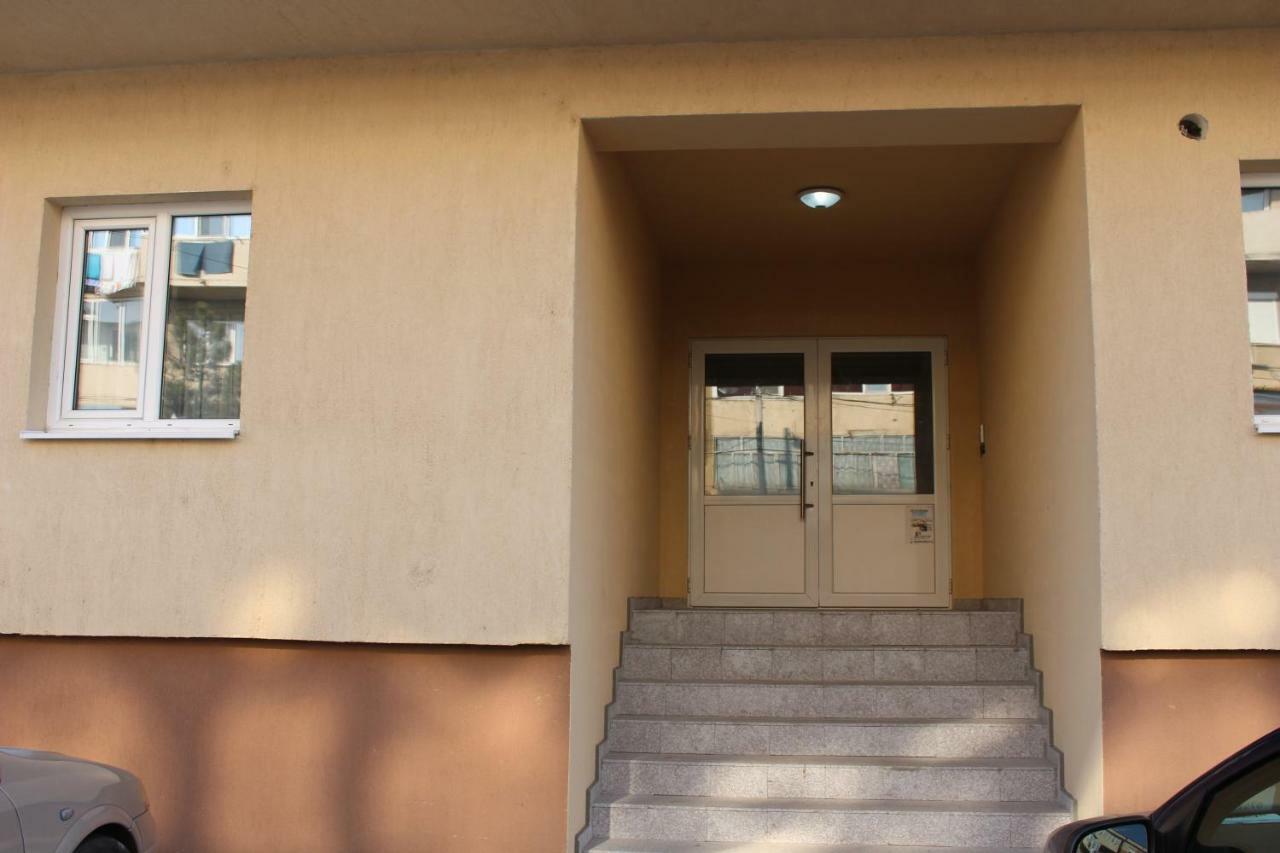 Still Apartament Craiova Exterior foto